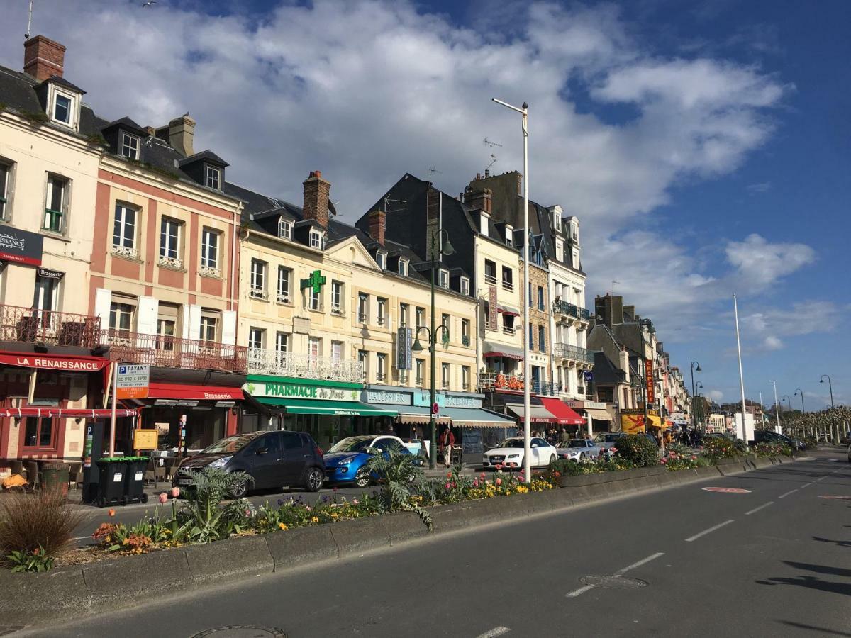 L'Etoile De Trouville Kültér fotó