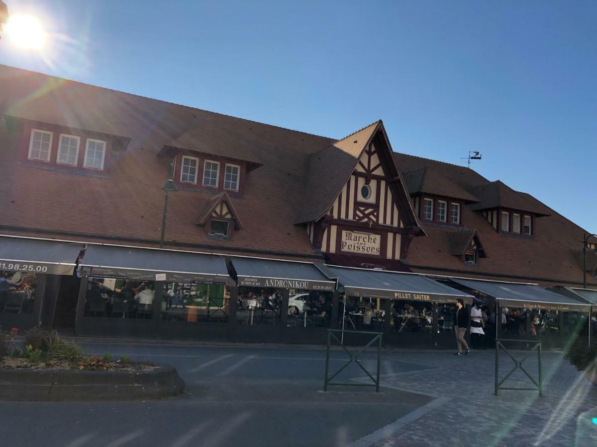 L'Etoile De Trouville Kültér fotó
